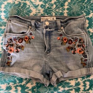 Abercrombie and Fitch high rise shorts
